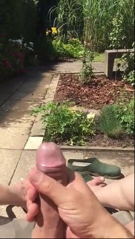 Huge ass amateur teen fucking tight pussy and squirting